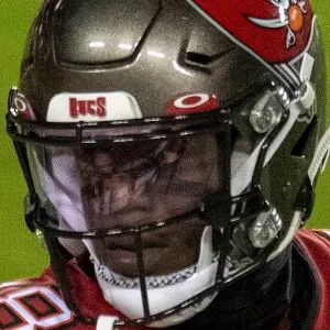 Tyler Johnson (Football Player)