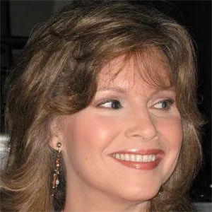 Lorianne Crook