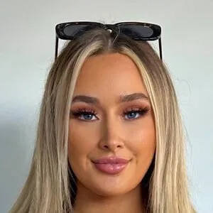 Holly Kay